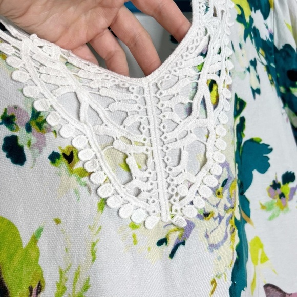 Premise Linen Rayon Blend Floral V Neck 3/4 Length Sleeve Blouse - Picture 3 of 12